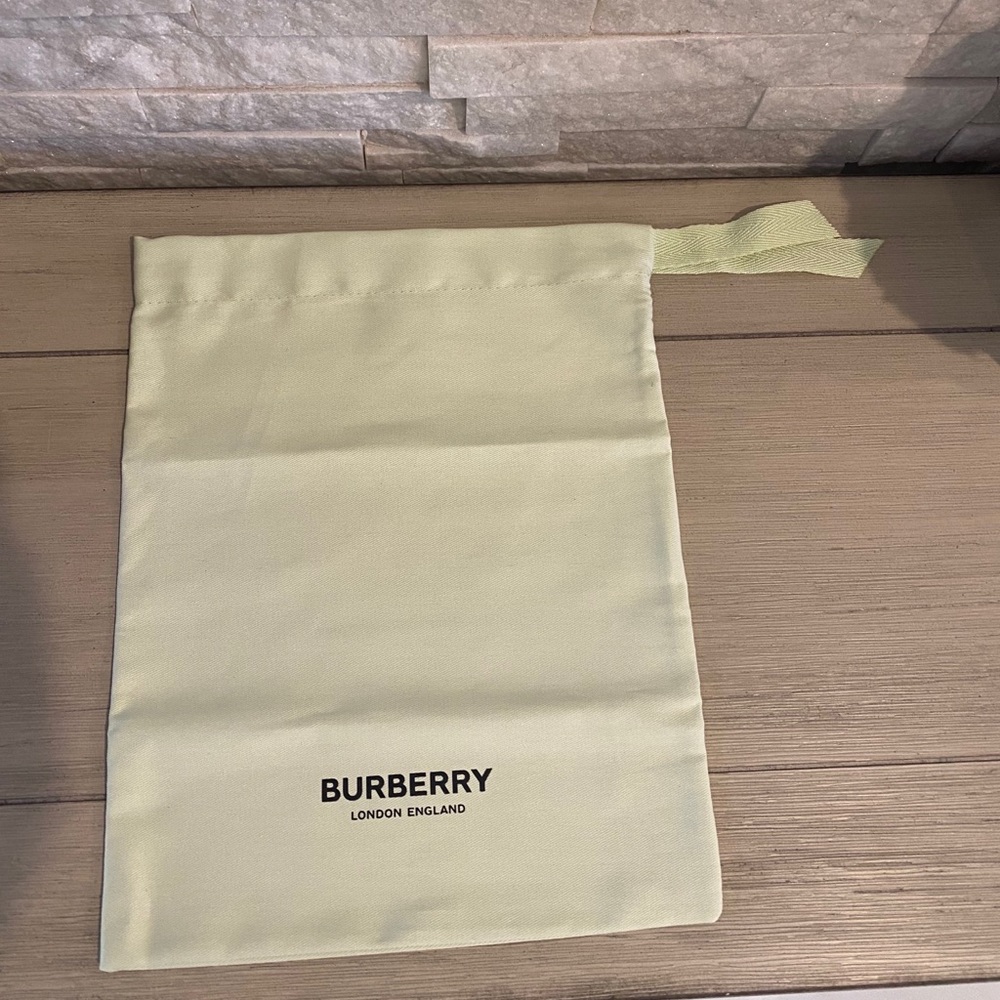 Burberry Dust bag